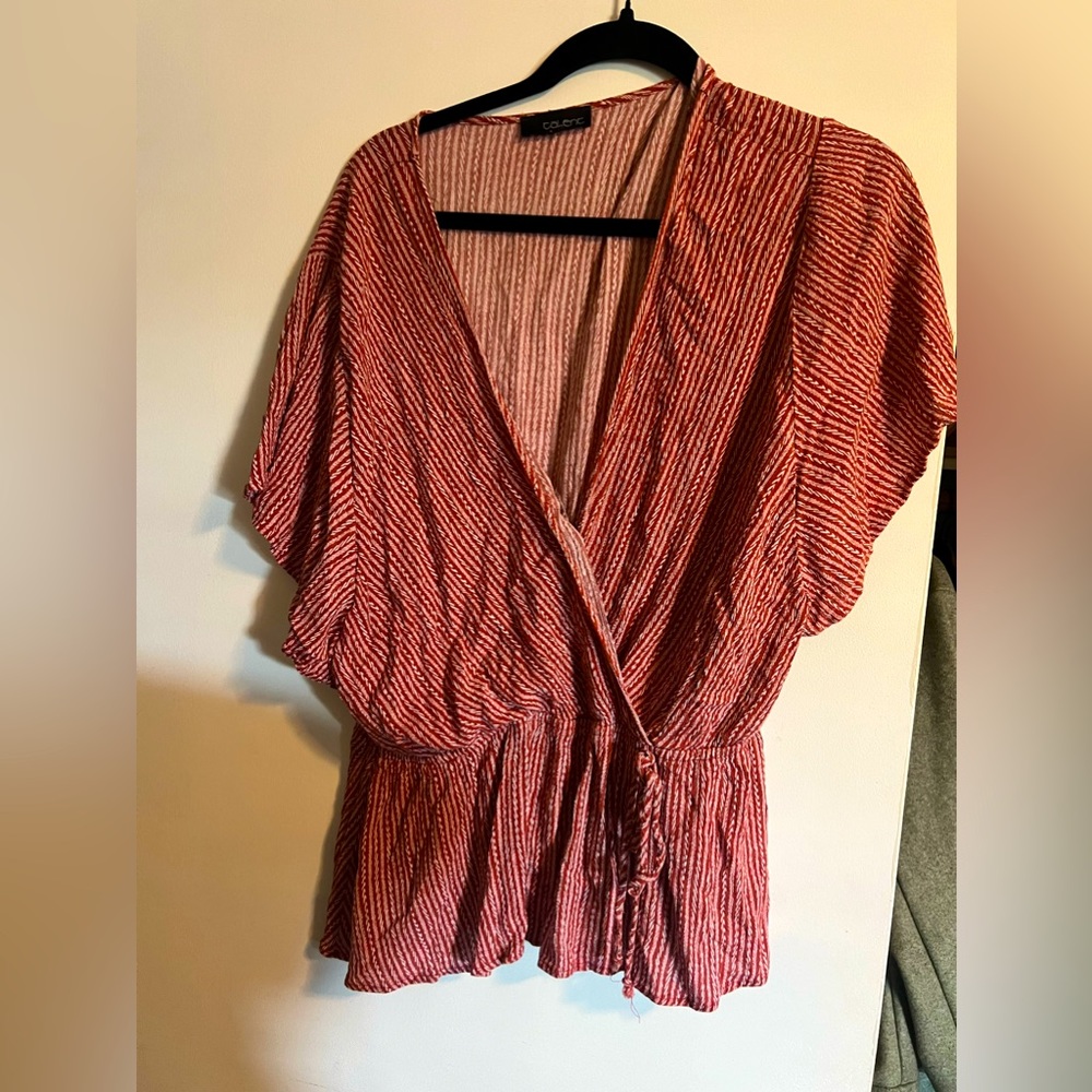 White and red flowy ribbed shirt